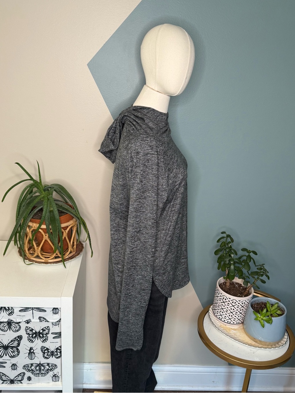 Athleta Gray Marl Face Cover Hoodie Techwear Running Pullover Medium - Picture 6 of 11